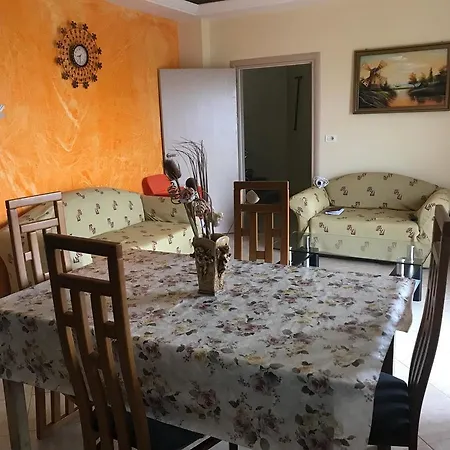 Arben Daci شقة